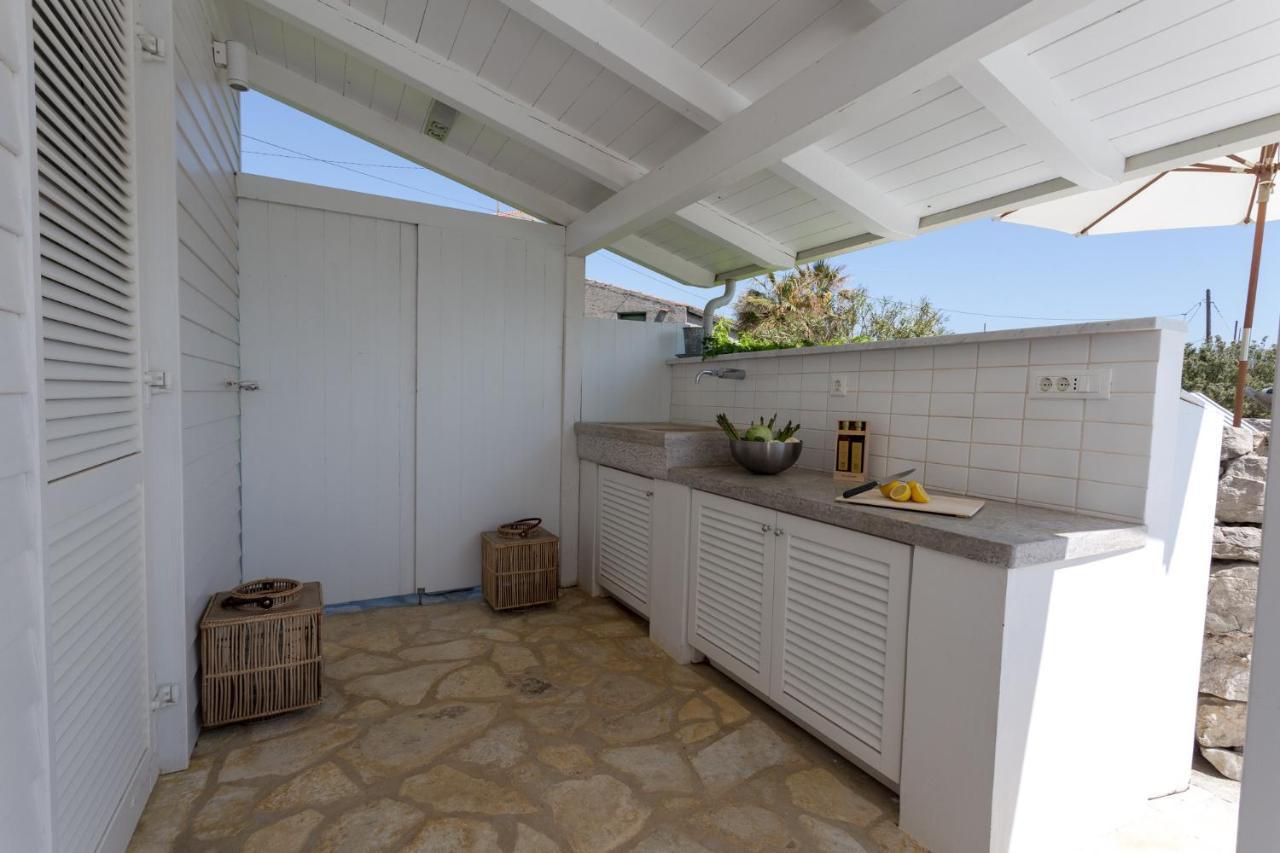 Pavi Life Style House With Private Pool Kornic